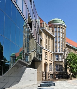 Außenansicht Bibliotheksgebäude Leipzig