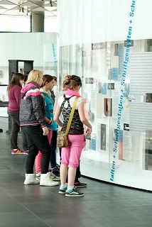 Einblick in die Dauerausstellung des Deutschen Buch- und Schriftmuseums