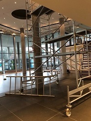 Einblick in den Aufbau der Ausstellung des Deutschen Exilarchivs